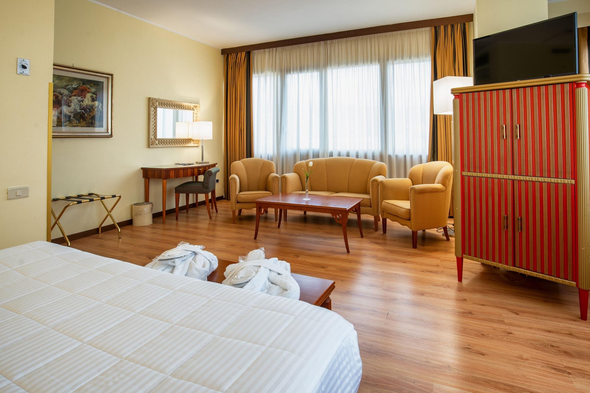 Hotel Royal Palace Messina Eksteriør bilde