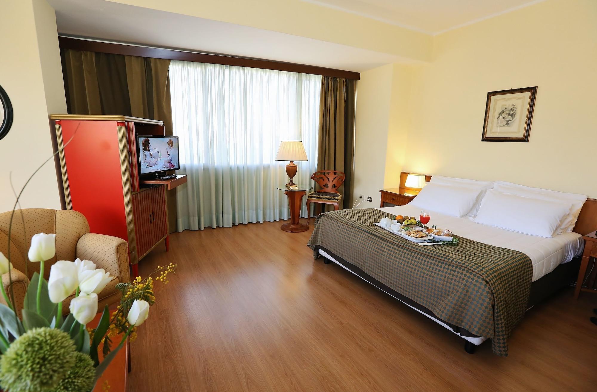 Hotel Royal Palace Messina Eksteriør bilde
