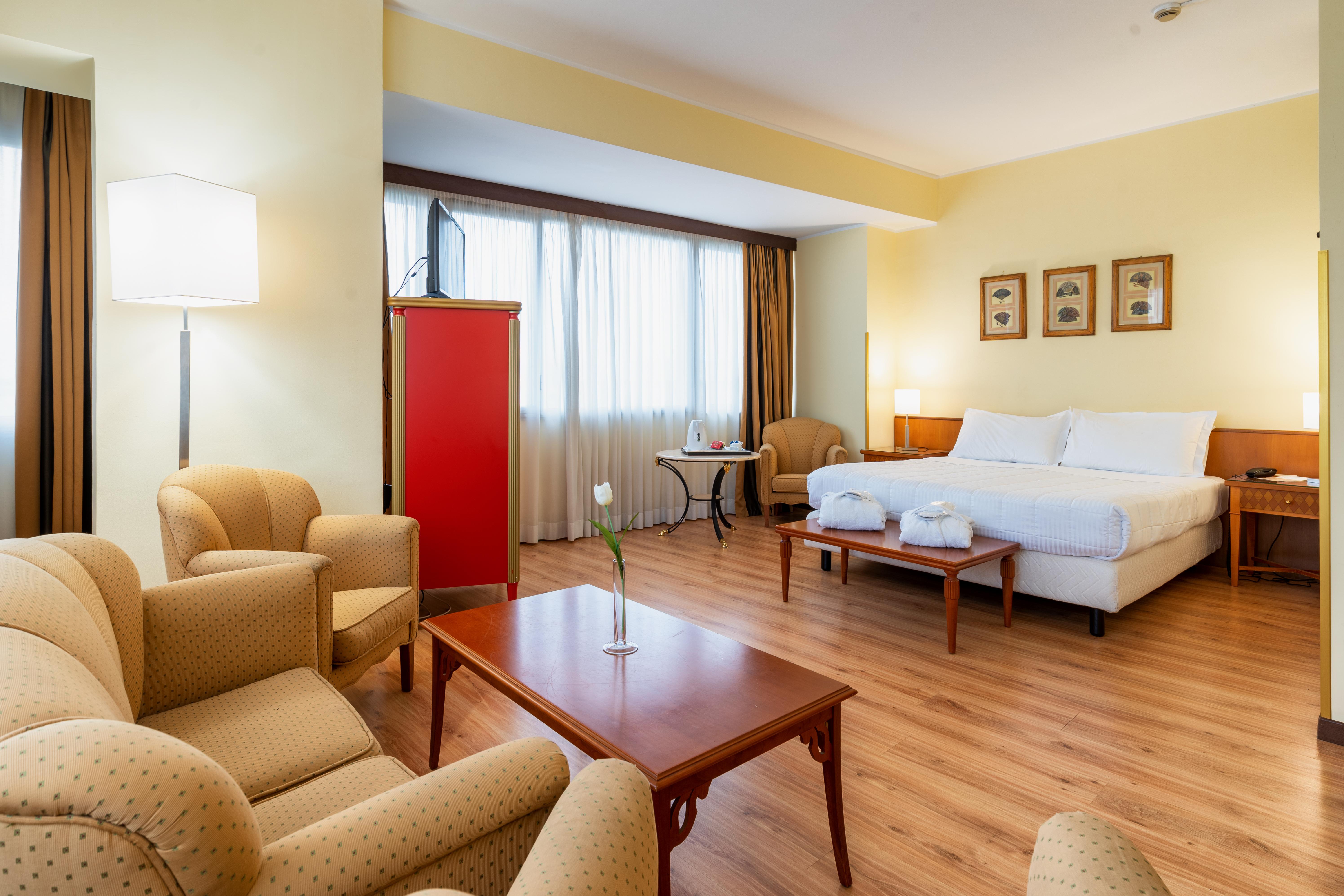 Hotel Royal Palace Messina Eksteriør bilde