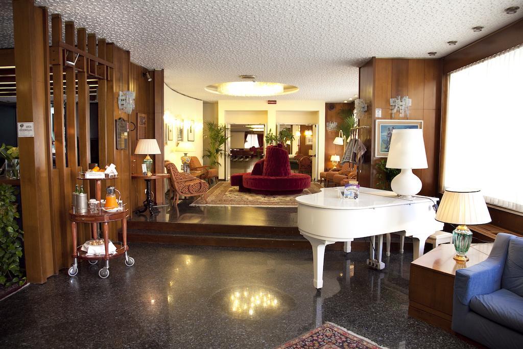 Hotel Royal Palace Messina Eksteriør bilde