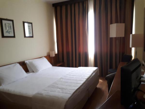 Hotel Royal Palace Messina Eksteriør bilde